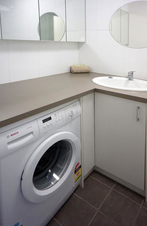 Studio 4 - Ground Floor Fremantle Apartment - Accommodation Directory 17