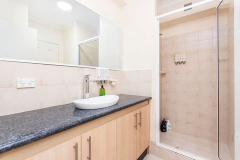 405 Perth City Escape - Accommodation Directory 36