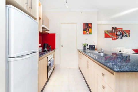 405 Perth City Escape - Accommodation Directory 27