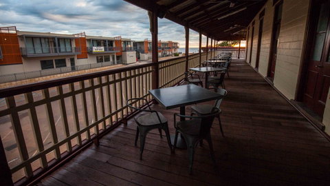 Beadon Bay Hotel - Accommodation Directory 16