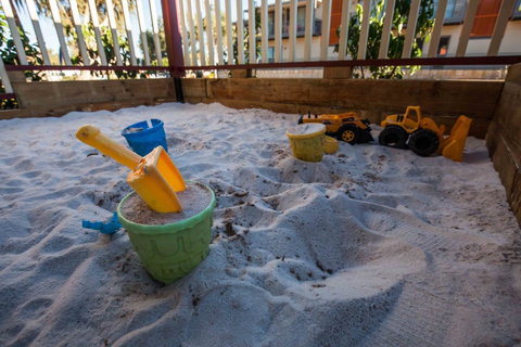 Beadon Bay Hotel - Accommodation Directory 19