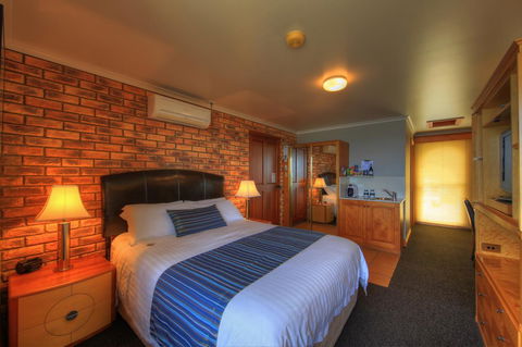 Stanley Village Waterfront Accommodation - Accommodation Directory 26