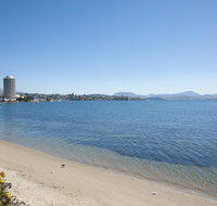 Sandy Bay Waterfront Home - Accommodation Directory
