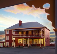 Stanley Hotel  Apartments - Accommodation Directory
