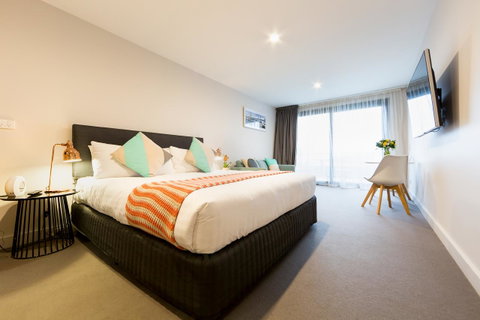 Customs House Hotel - Accommodation Directory 9