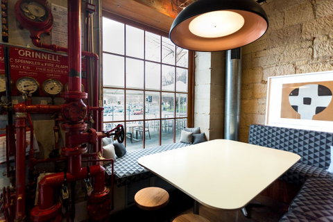 Customs House Hotel - Accommodation Directory 17