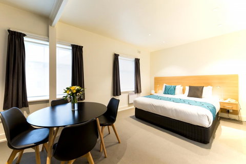 Customs House Hotel - Accommodation Directory 40