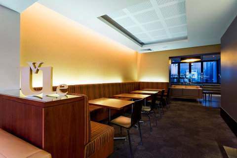 Customs House Hotel - Accommodation Directory 27