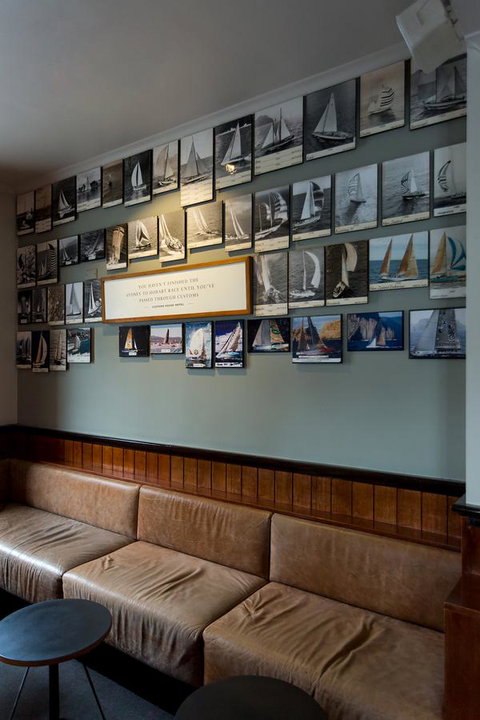 Customs House Hotel - Accommodation Directory 21