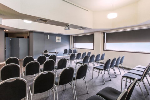 Best Western Plus Launceston - Accommodation Directory 23