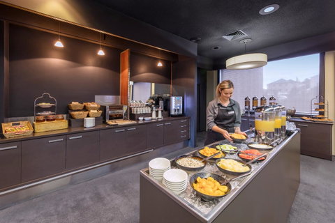 Best Western Plus Launceston - Accommodation Directory 5