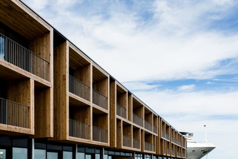 MACq 01 Hotel - Accommodation Directory 44