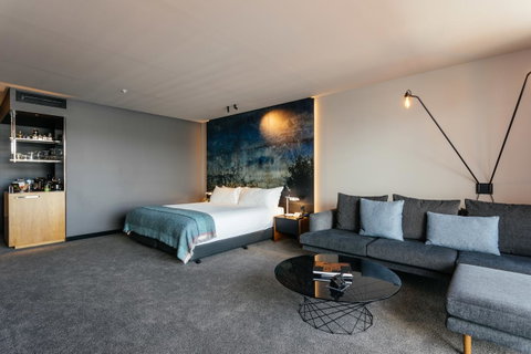 MACq 01 Hotel - Accommodation Directory 31