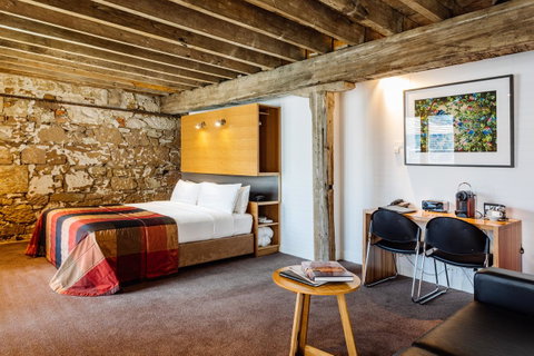 The Henry Jones Art Hotel - Accommodation Directory 42