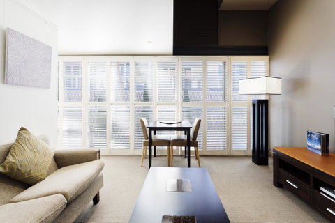The Henry Jones Art Hotel - Accommodation Directory 38