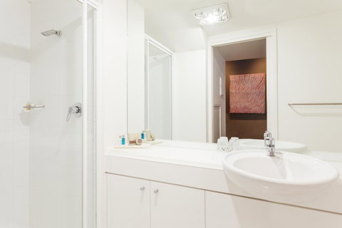 The Henry Jones Art Hotel - Accommodation Directory 36