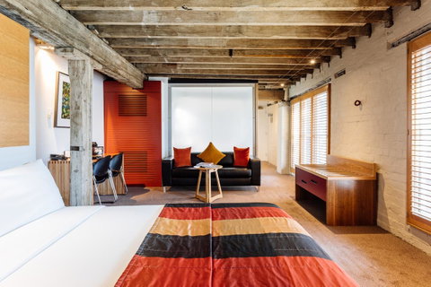 The Henry Jones Art Hotel - Accommodation Directory 15