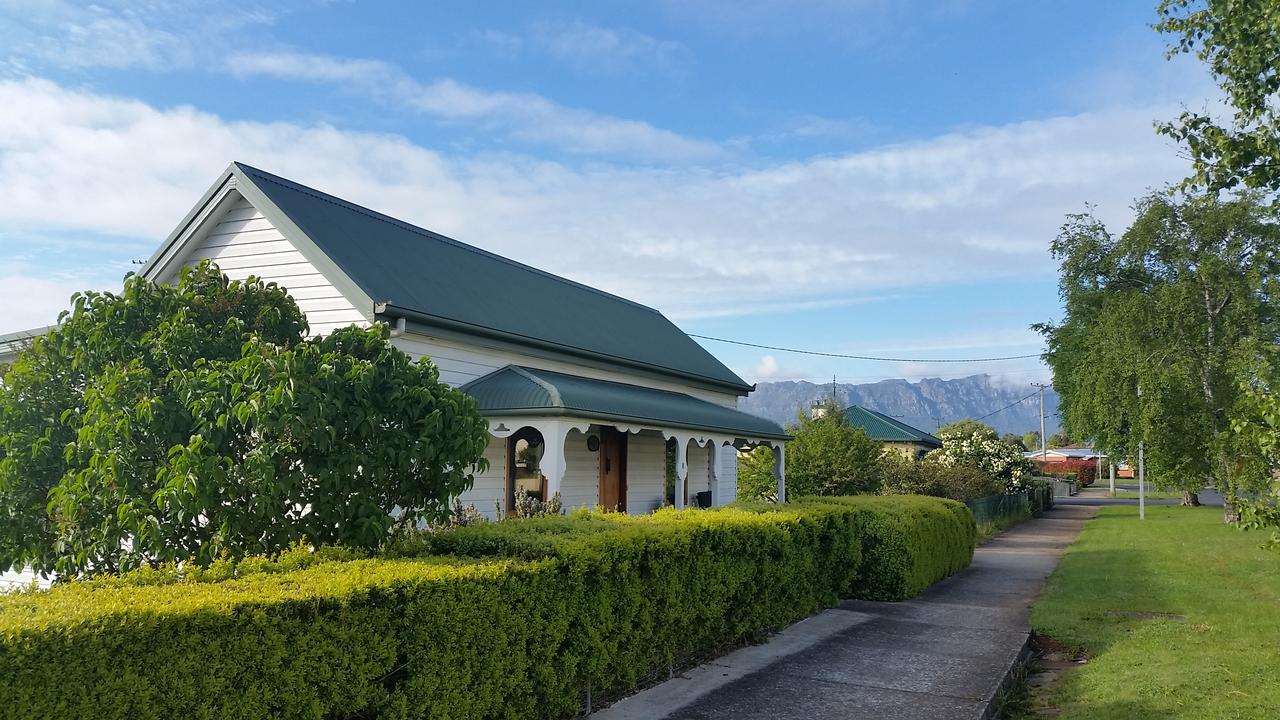 Sheffield TAS Accommodation Directory