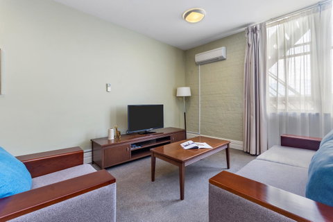 Launceston Central Apartment Hotel Official - Accommodation Directory 14