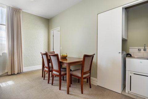 Launceston Central Apartment Hotel Official - Accommodation Directory 4