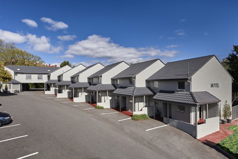 Elphin Serviced Apartments - Accommodation Directory 18
