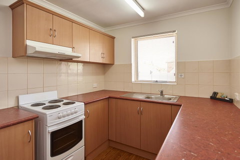 Elphin Serviced Apartments - Accommodation Directory 26