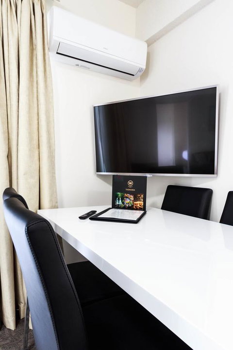 Adina Place Motel Apartments - Accommodation Directory 15