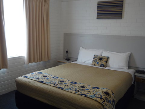 Adina Place Motel Apartments - Accommodation Directory 35