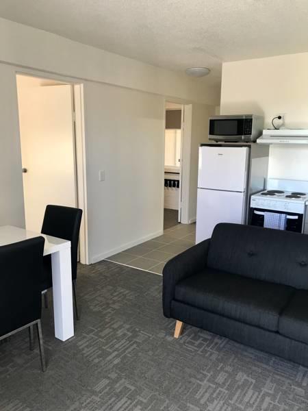 Adina Place Motel Apartments - Accommodation Directory 12