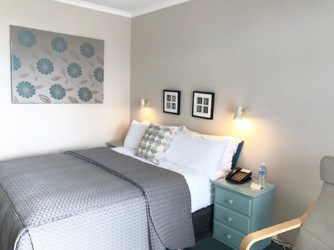 The Waterfront Wynyard - Accommodation Directory 34