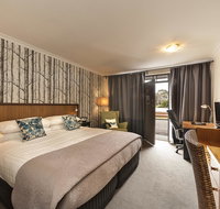 The Waterfront Wynyard - Accommodation Directory
