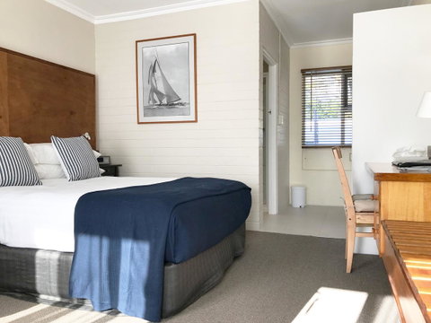 The Waterfront Wynyard - Accommodation Directory 24