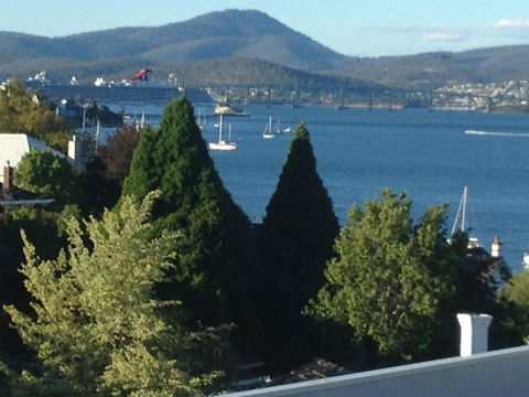 Reflections On The Bay - Accommodation Directory 0