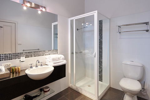 Auldington Hotel - Accommodation Directory 7