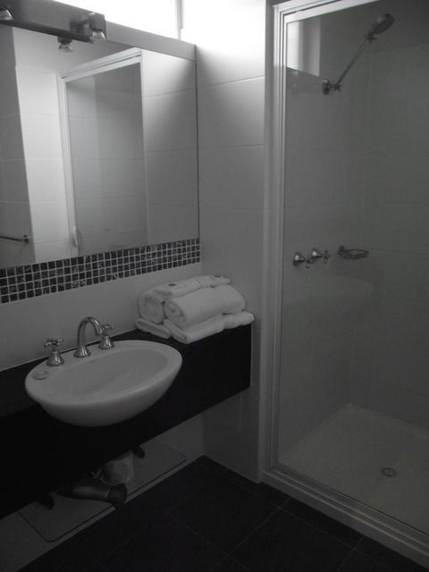 Auldington Hotel - Accommodation Directory 38