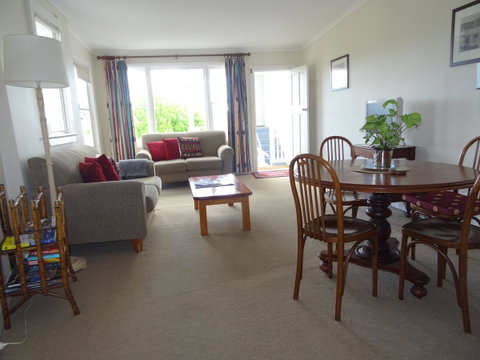 Highbury Apartments - Accommodation Directory 16