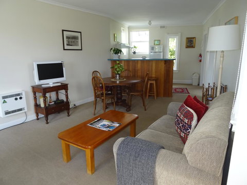 Highbury Apartments - Accommodation Directory 33