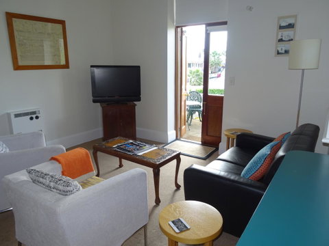 Highbury Apartments - Accommodation Directory 43