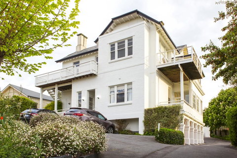 Highbury Apartments - Accommodation Directory 7