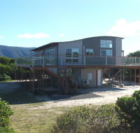 Seymour Waves - Accommodation Directory