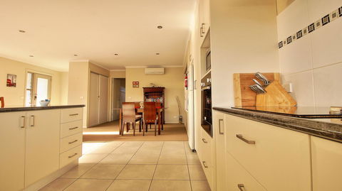 Hobart Villa - Accommodation Directory 5