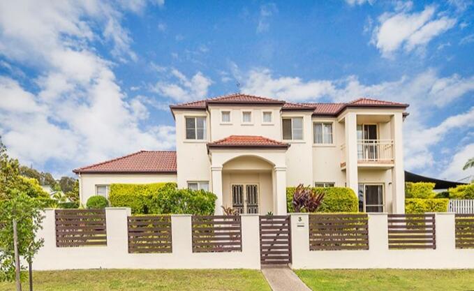 Oxenford QLD Accommodation Directory
