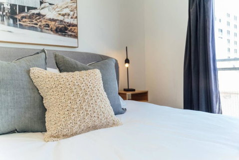 Nirvana On Gray - Netflix - WiFi - Nespresso & More - Accommodation Directory 1