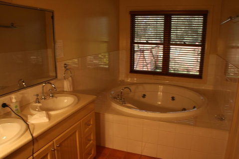 Nirvana Vista Estate - Accommodation Directory 2