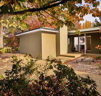 Northbank House - Accommodation Directory