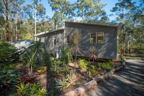 Oakey Creek Private Retreat - Accommodation Directory 2