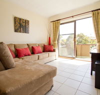 Oaks apartment at dee why beach - Accommodation Directory