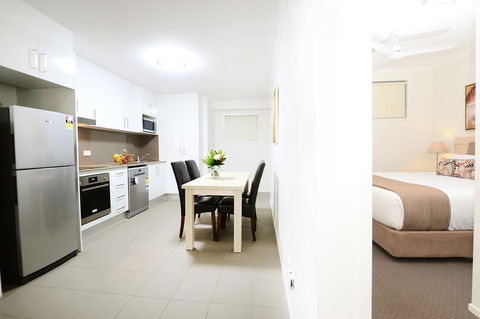 Oaks Moranbah Suites - Accommodation Directory 3