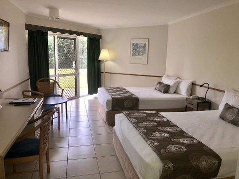 Ocean International Hotel - Accommodation Directory 1