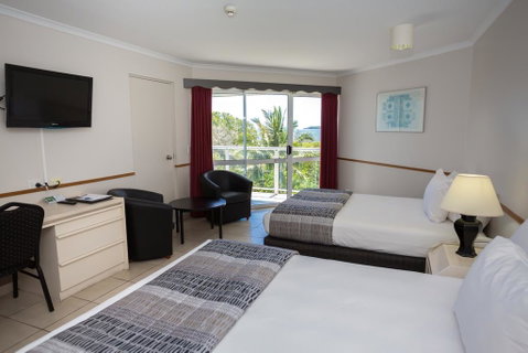 Ocean International Hotel - Accommodation Directory 3